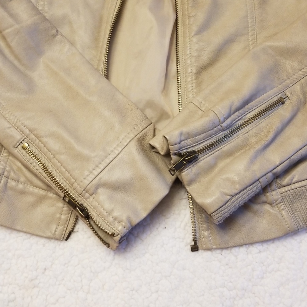 American Rag leather jacket - Picture 3 of 4